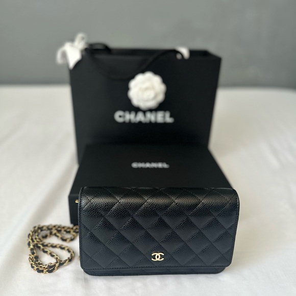 CHANEL Handbags - Chanel Lambskin Classic Wallet On Chain